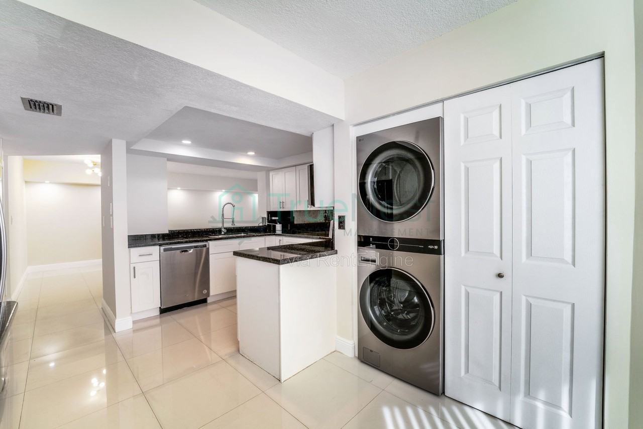 1900 Sabal Palm Dr #106 - Photo 5 of 37