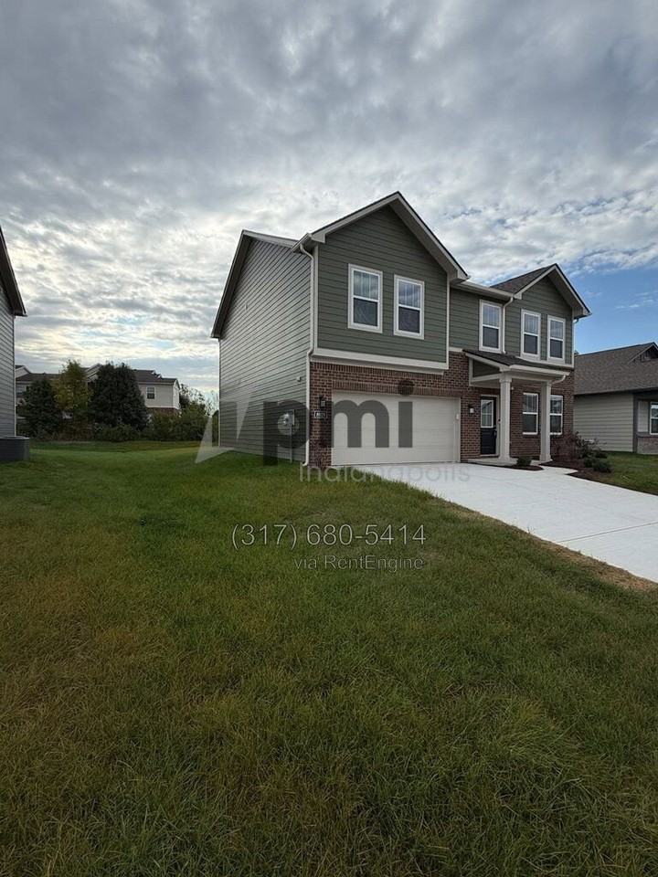 8929 Noble Heights Ln - Photo 2 of 50