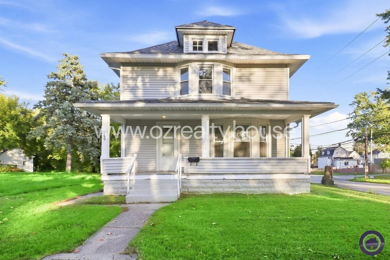 969 Berry St #969 - Photo 2 of 38