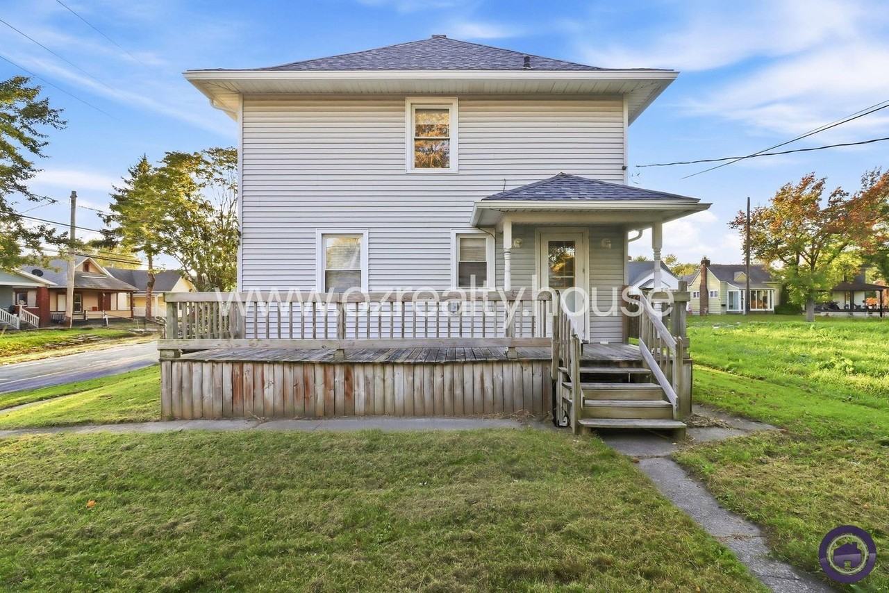 969 Berry St #969 - Photo 3 of 38