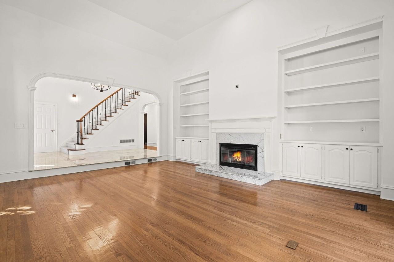 4223 Wieuca Overlook Ne - Photo 6 of 50