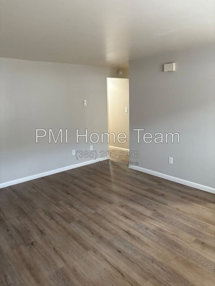 3476 Brinker Ave #5 - Photo 6 of 14