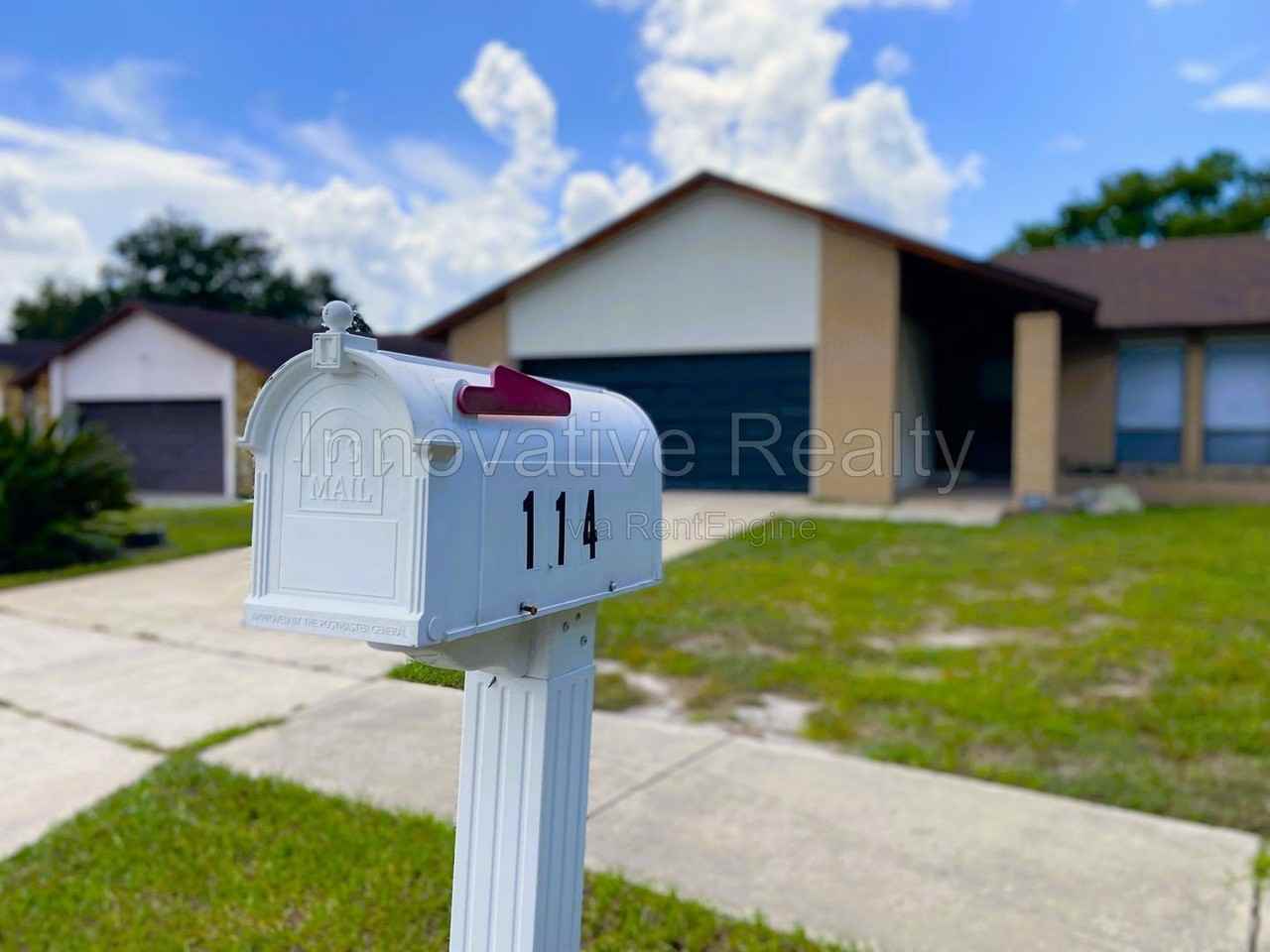 114 Spanish Oak Ln - Photo 2 of 35