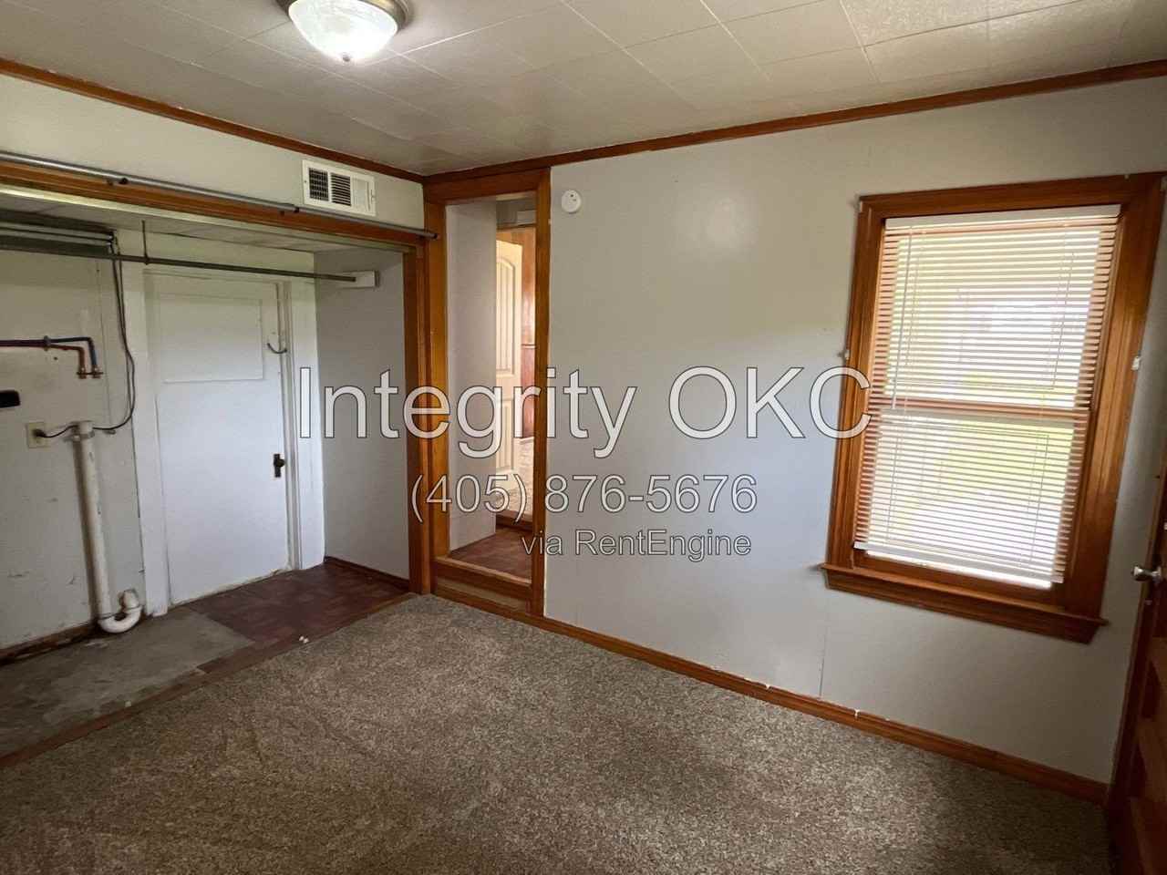 4105 N Redmond Ave - Photo 2 of 26