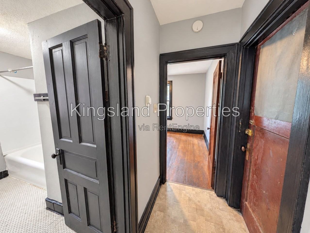 5017 Mardel Ave - Photo 7 of 13
