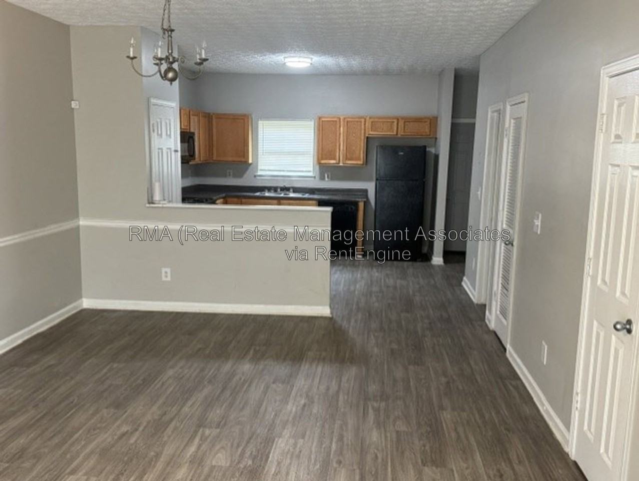 1764 Carrington Dr - Photo 3 of 13