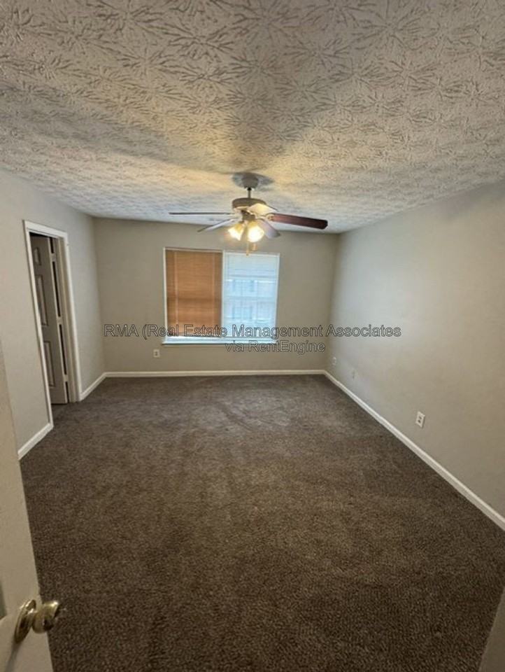 1764 Carrington Dr - Photo 6 of 13