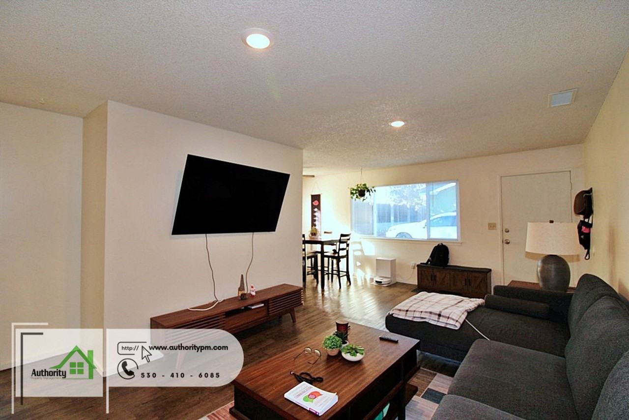 2780 Heather Ln #12 - Photo 7 of 18
