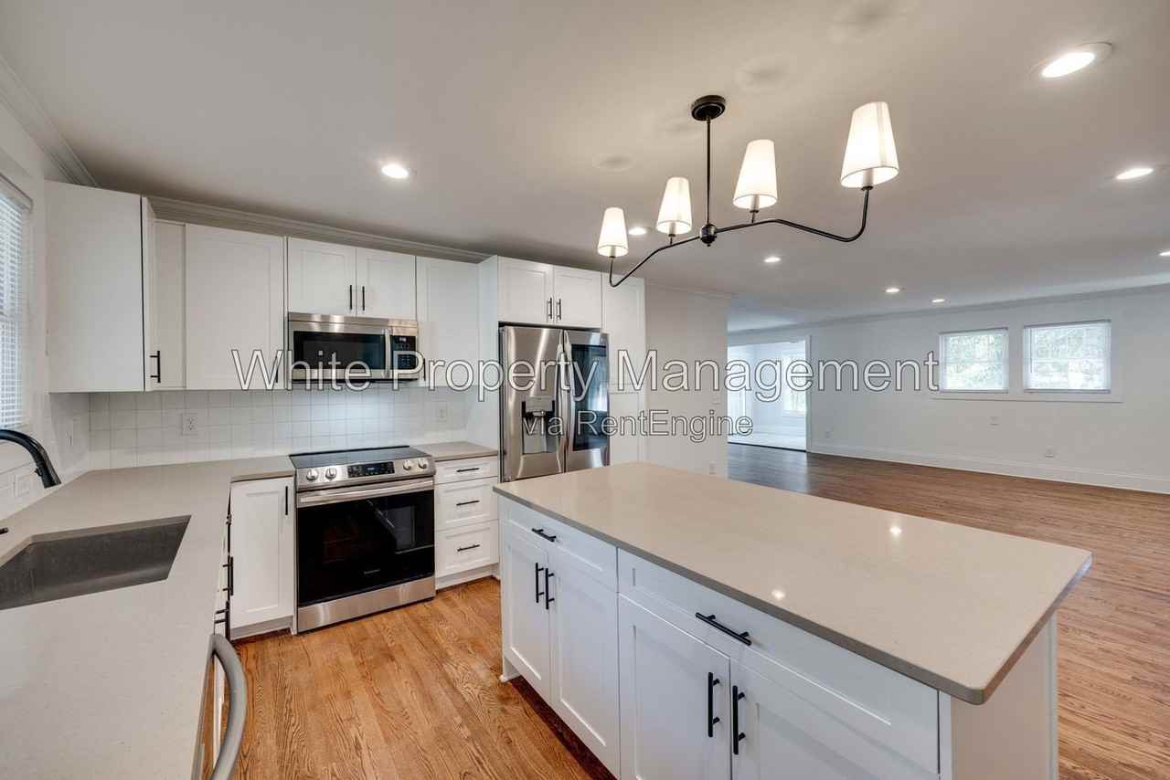 3001 Tuckaseegee Rd - Photo 6 of 21