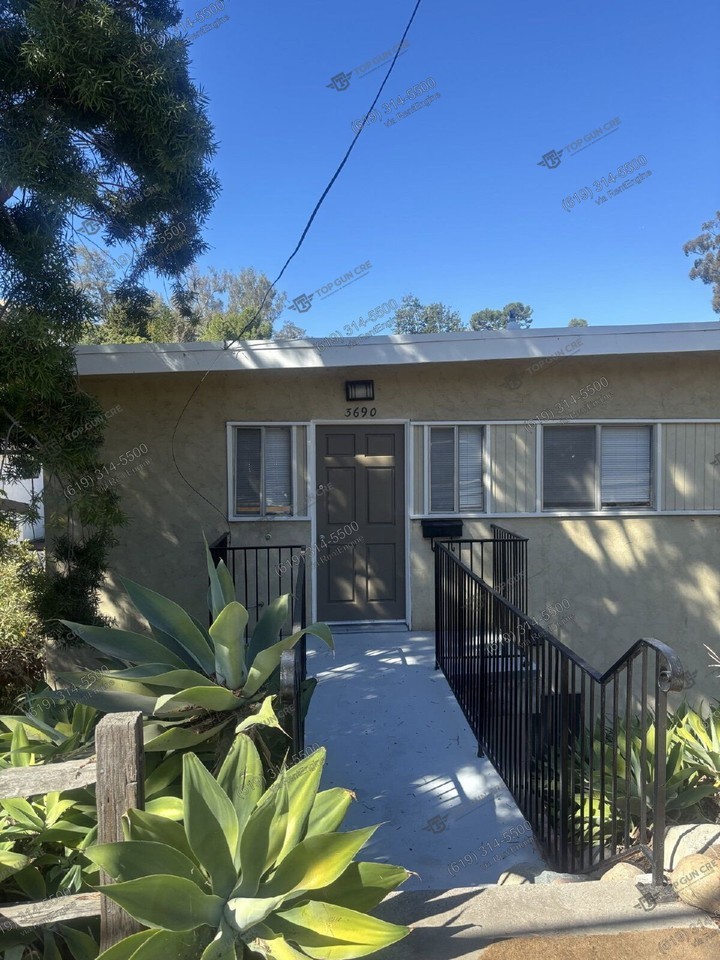 3690 Curlew St - Photo 2 of 18