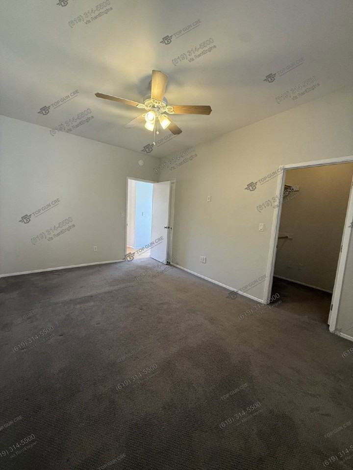 3690 Curlew St - Photo 5 of 18