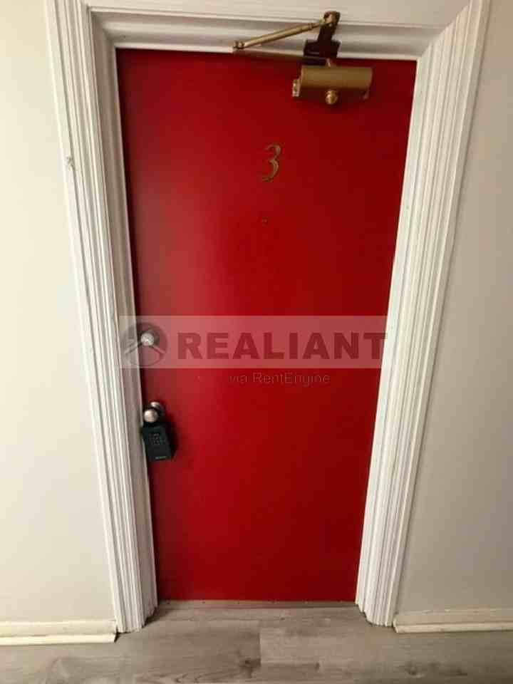 1708 Jennifer Rd #C3 - Photo 2 of 20