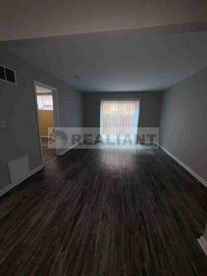 1708 Jennifer Rd #C3 - Photo 4 of 20