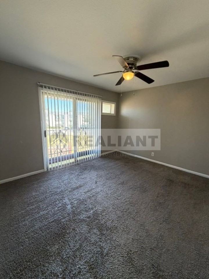 1708 Jennifer Rd #A16 - Photo 7 of 20