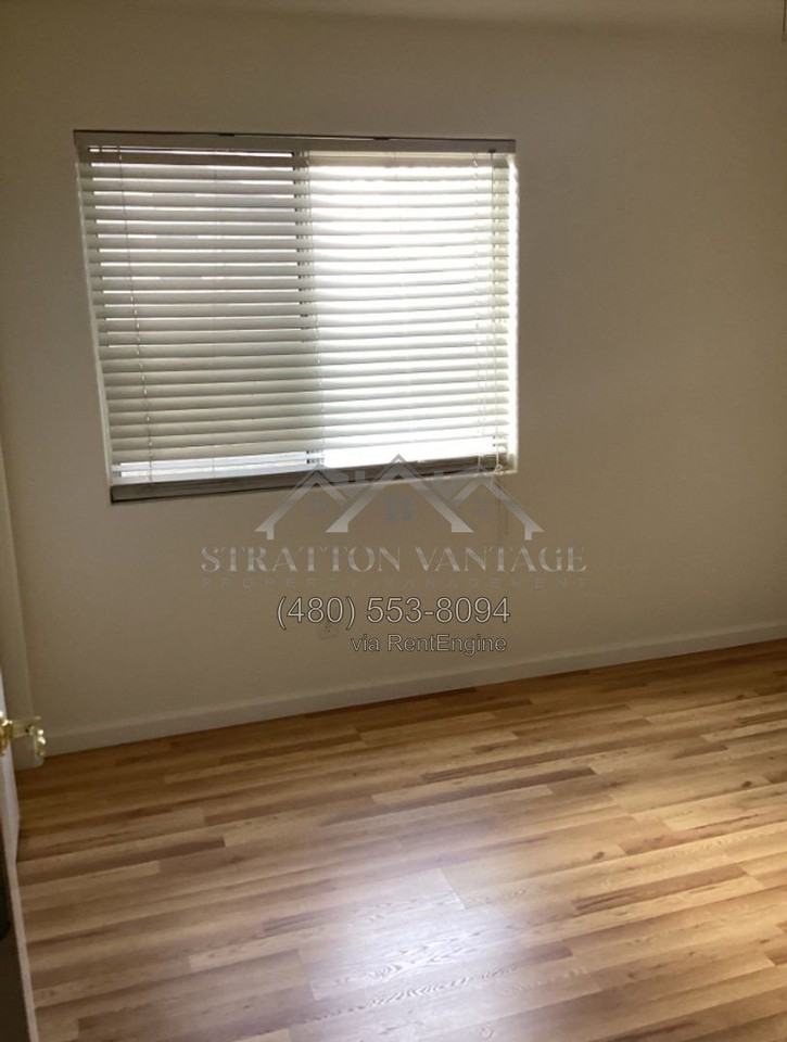 20269 N 68th Dr - Photo 5 of 15