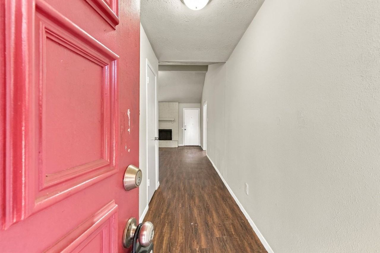 4530 Enchantedgate Dr - Photo 4 of 25