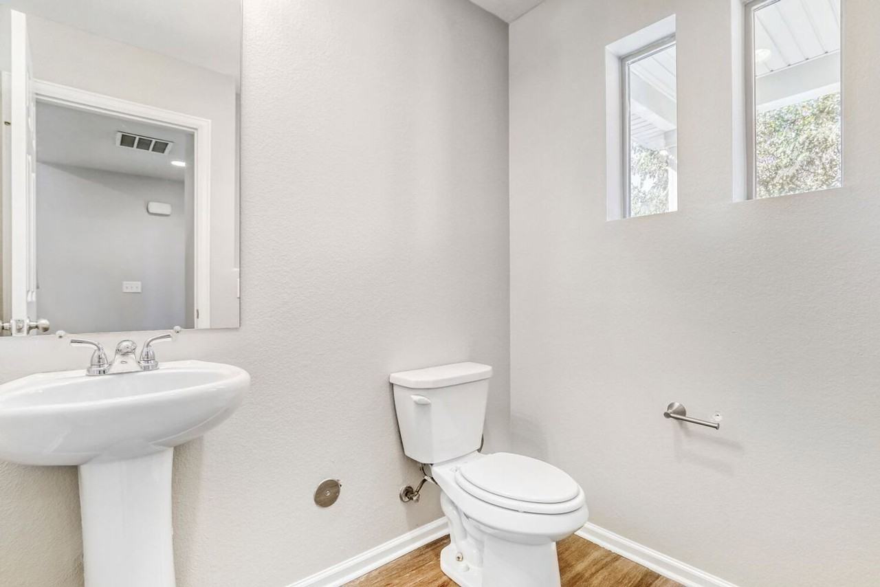 4436 Walden Ct - Photo 5 of 12