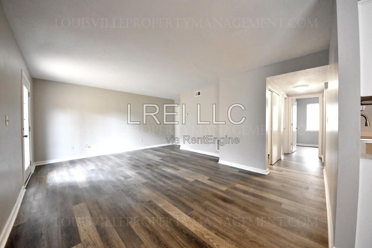 1568 Illinois Rd #4 - Photo 7 of 19