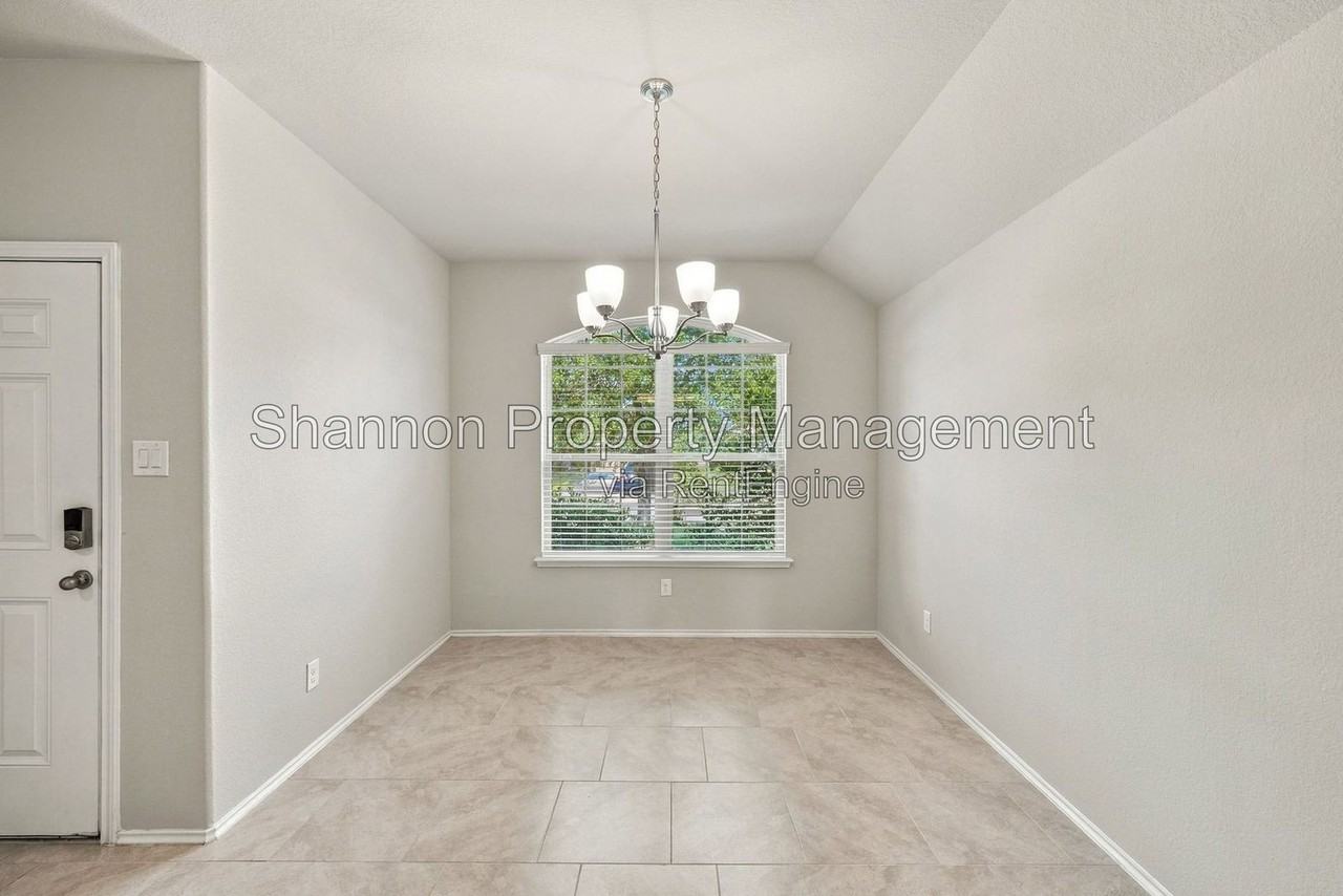 23715 Rivage Ridge Dr - Photo 6 of 34