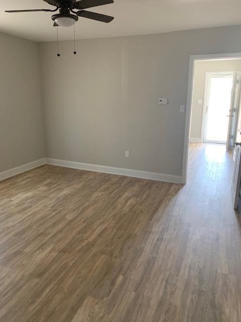 401 Deck St #B - Photo 6 of 14