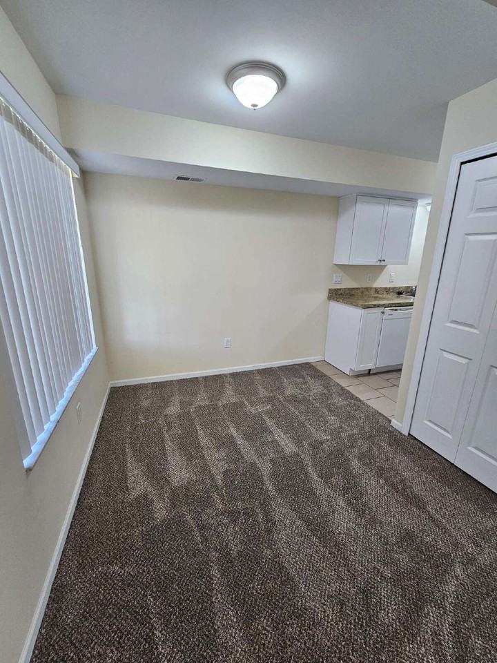 39497 Harrison Bay Ct - Photo 5 of 13