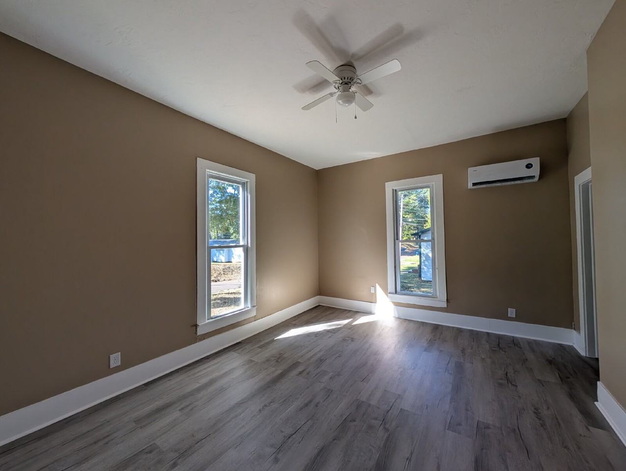 407 Church St Apt A - Photo 5 of 15
