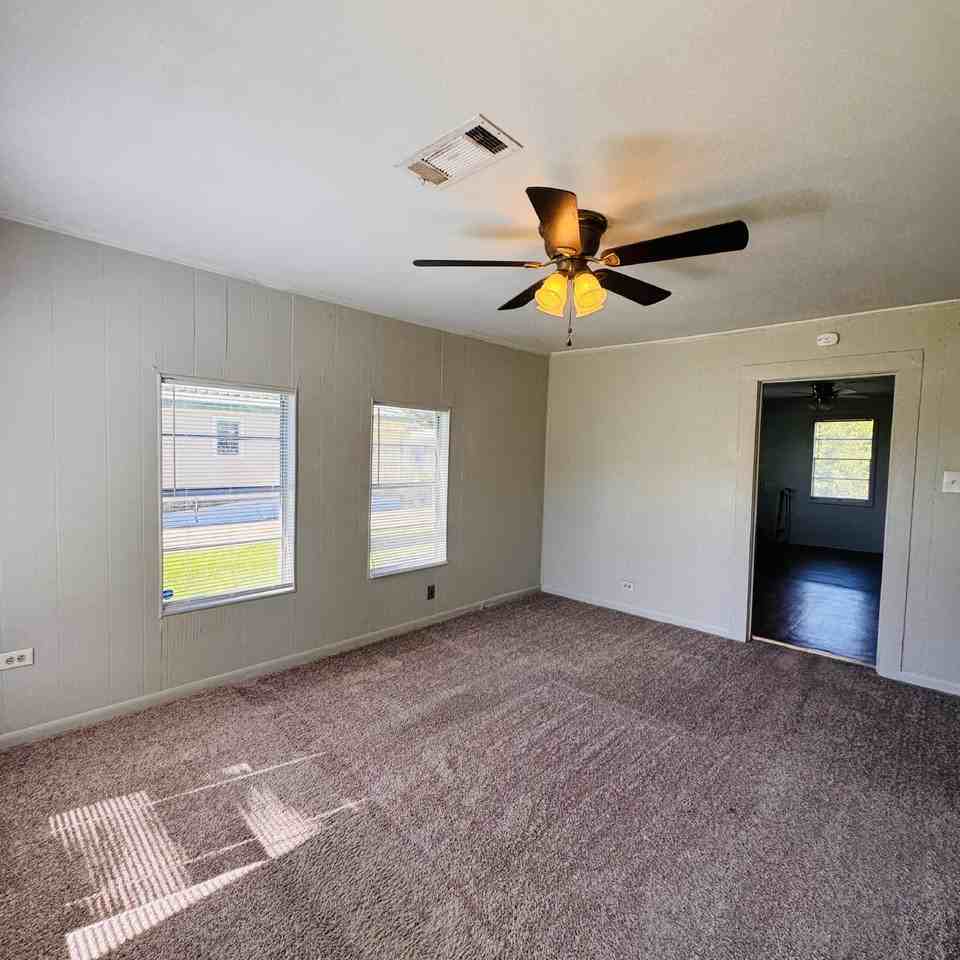 122 8th Ave - Photo 2 of 14
