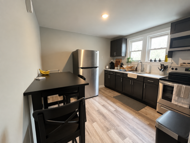 54 Terrace Ave - Photo 3 of 4