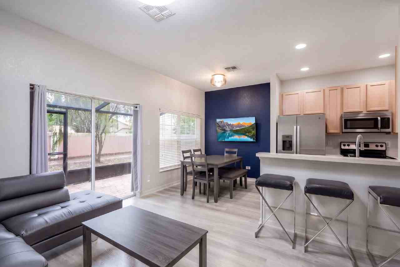 2466 Caravelle Cir - Photo 4 of 41