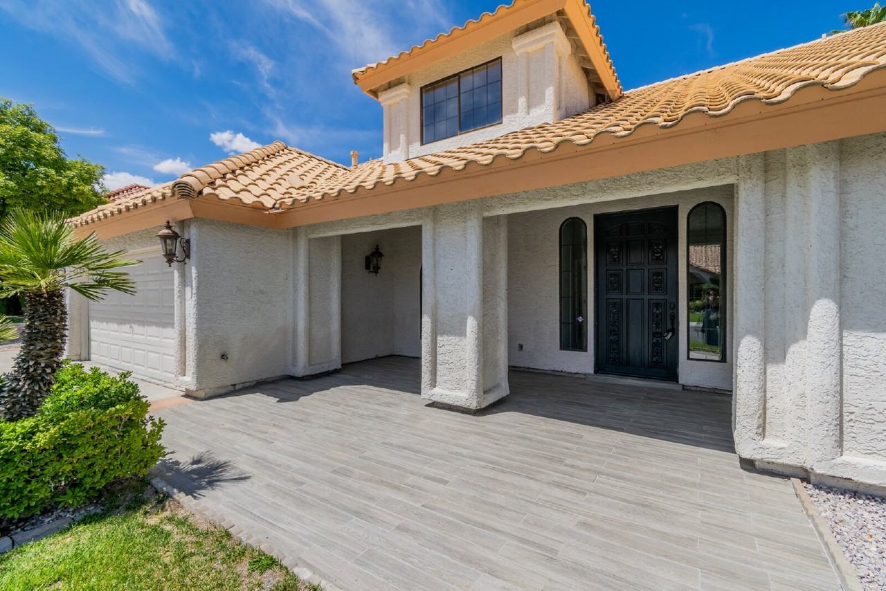 9504 Treasure Beach Ct - Photo 2 of 50
