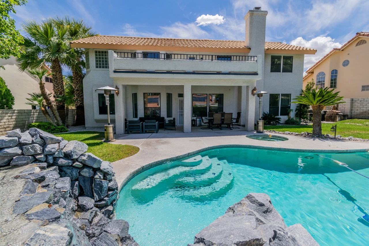 9504 Treasure Beach Ct - Photo 4 of 50