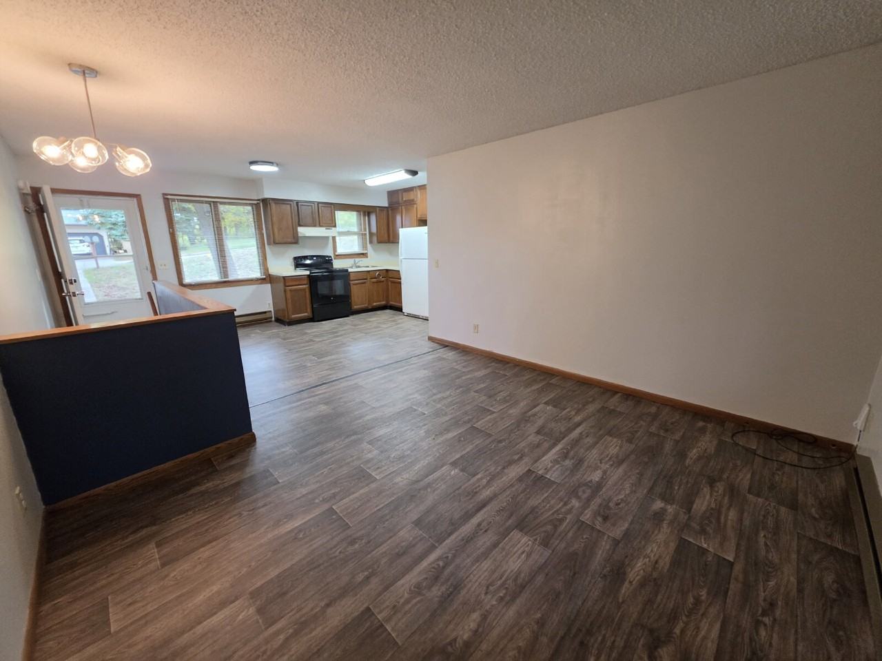 2724 Somona Pkwy - Photo 4 of 16