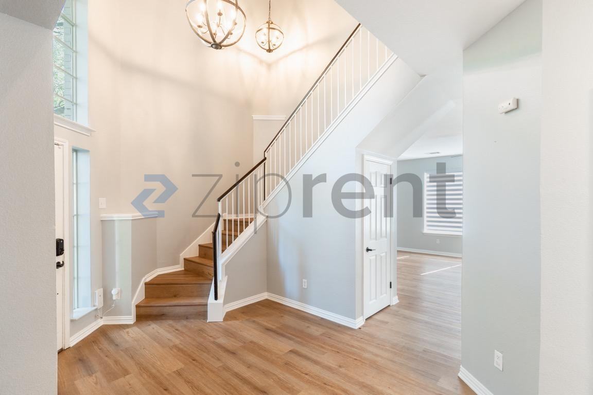 9201 Linkmeadow Dr - Photo 4 of 26
