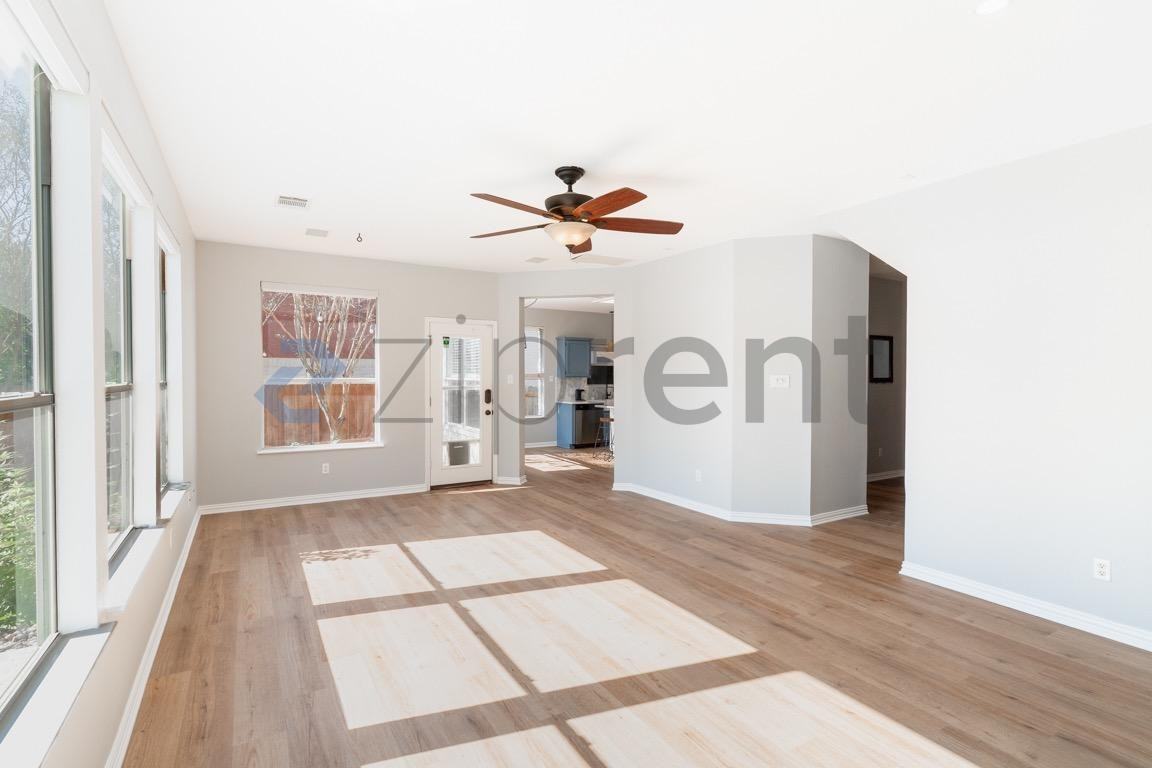 9201 Linkmeadow Dr - Photo 6 of 26
