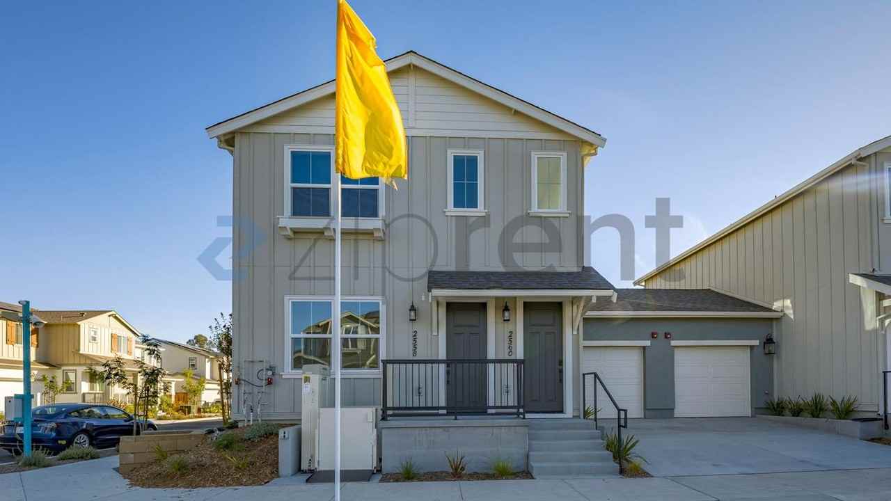 2560 Dakota Ave - Photo 2 of 19
