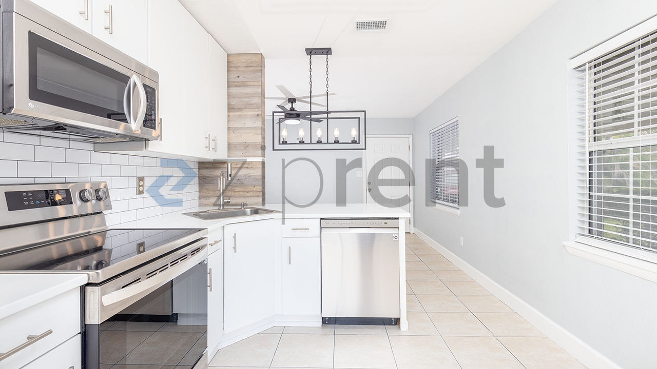 2268 Raeford Rd - Photo 7 of 15