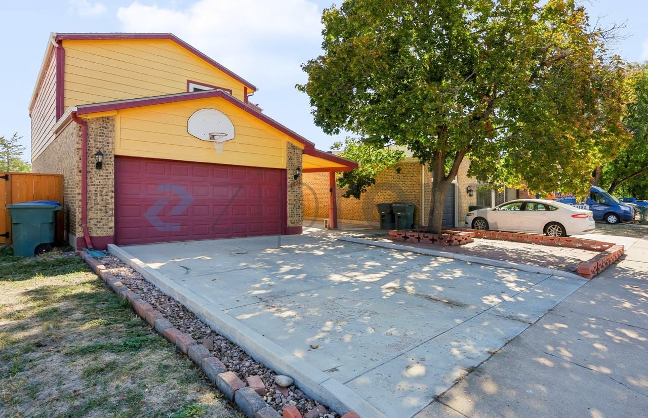 11780 Sherman St - Photo 4 of 30
