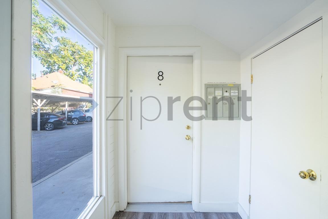 860 Eastsouth #8 - Photo 2 of 18