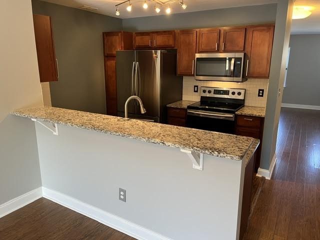 93 Foxden Dr #203 - Photo 4 of 16