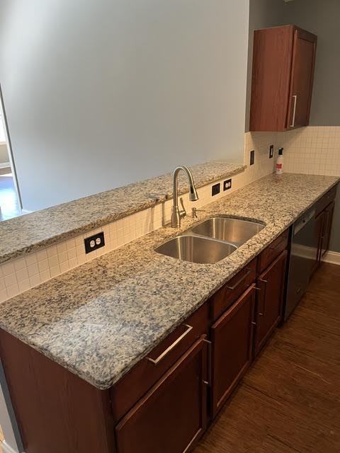 93 Foxden Dr #203 - Photo 5 of 16