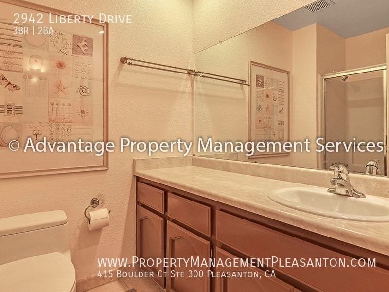 2942 Liberty Dr - Photo 7 of 15