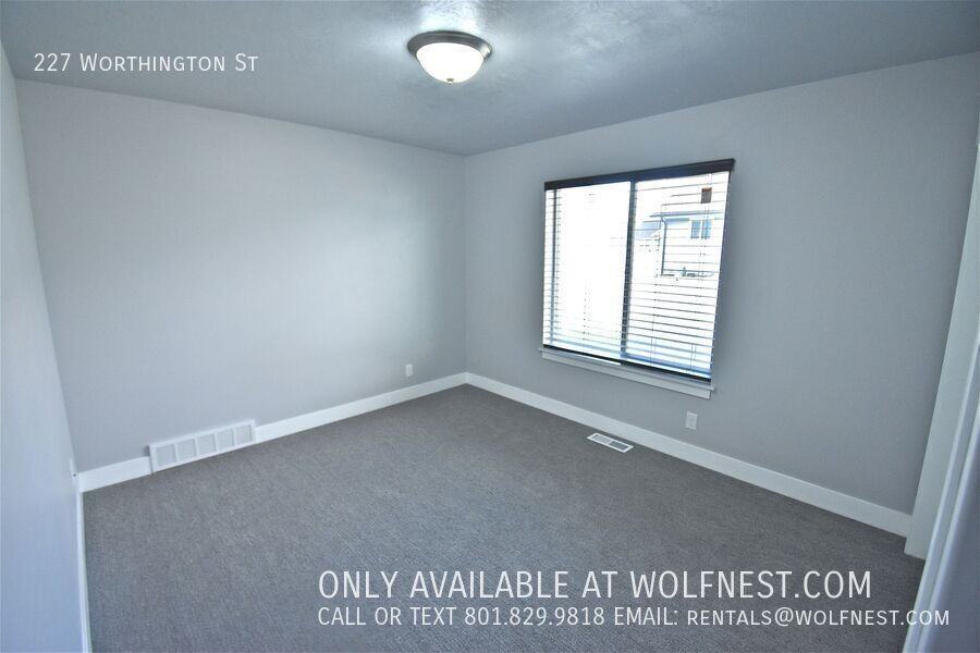 227 Worthington St - Photo 6 of 22