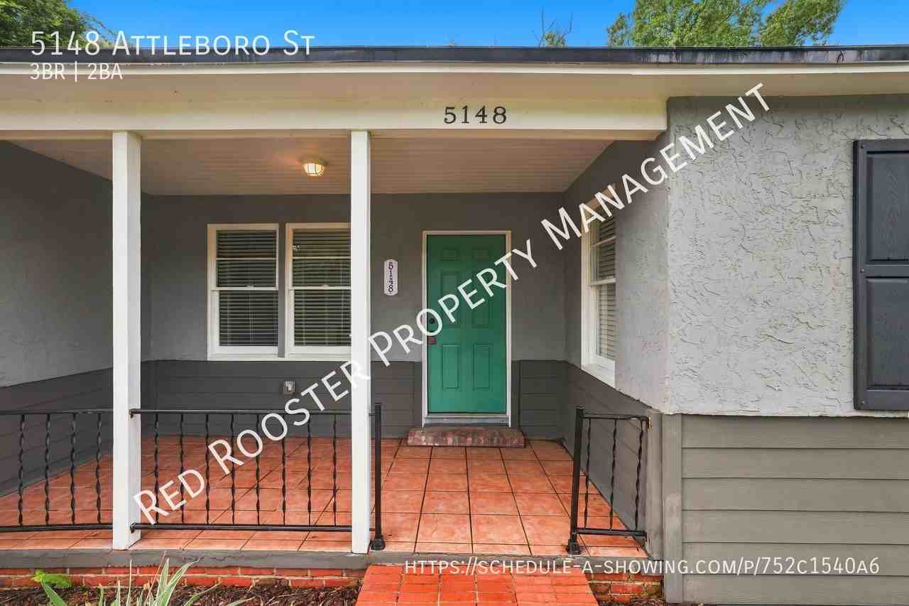 5148 Attleboro St - Photo 4 of 37