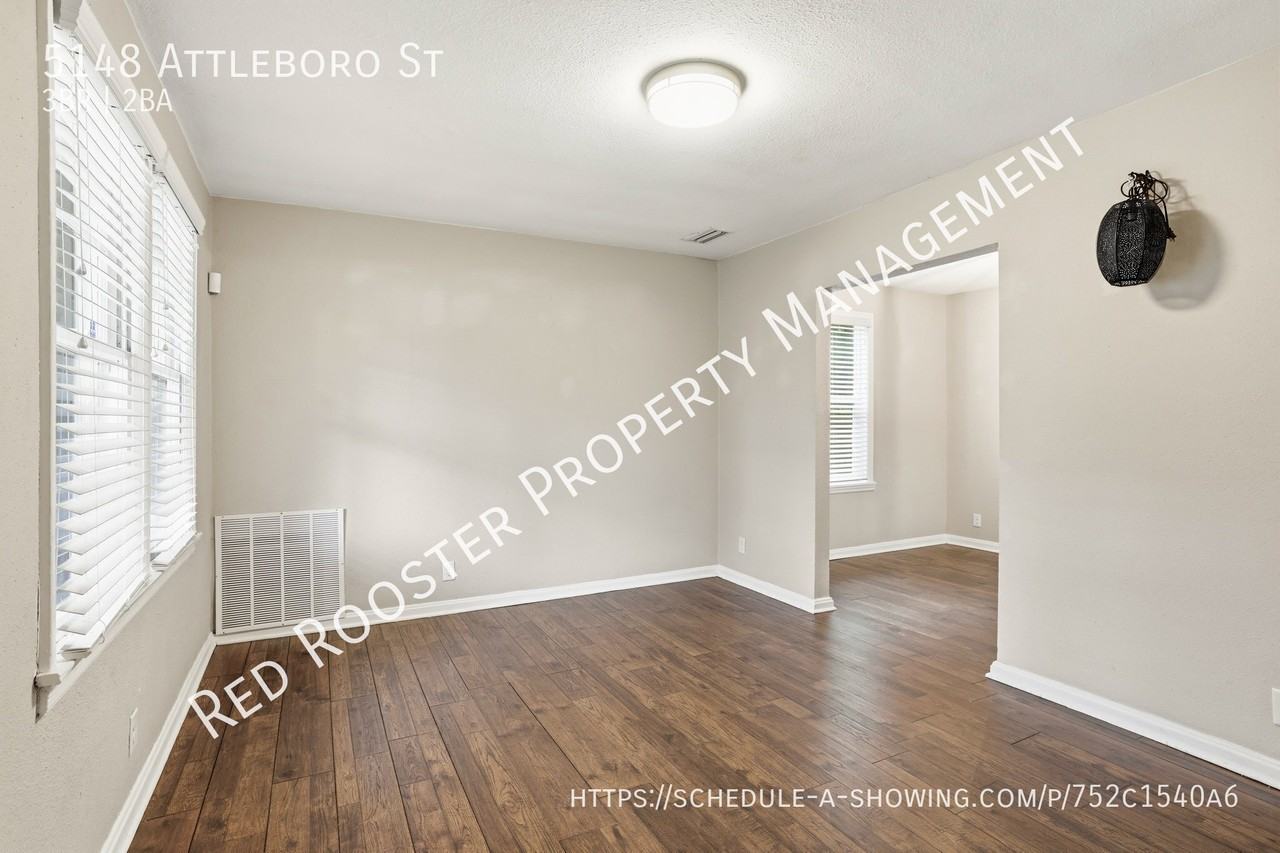 5148 Attleboro St - Photo 7 of 37