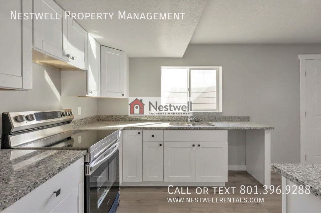 7779 W Conger Rd #B - Photo 3 of 21