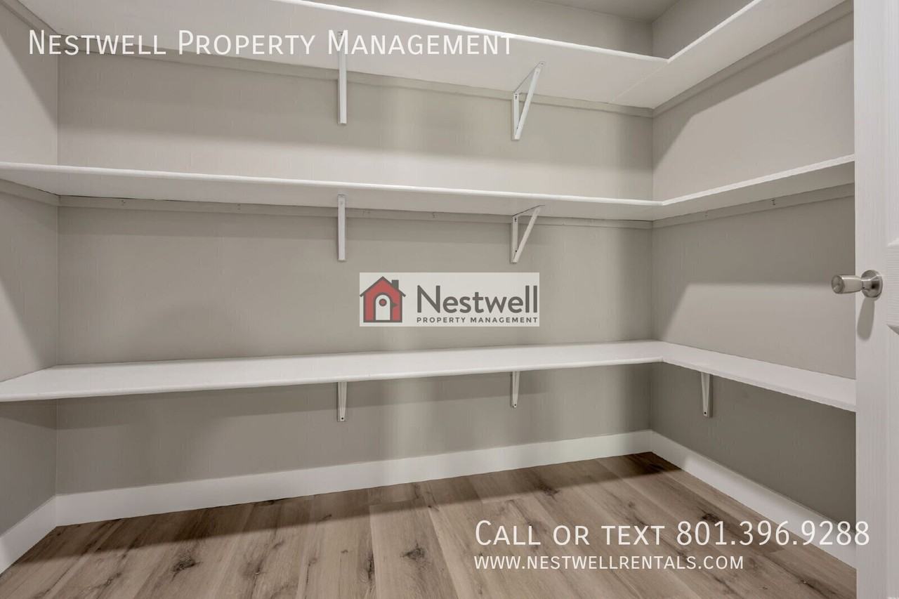 7779 W Conger Rd #B - Photo 6 of 21