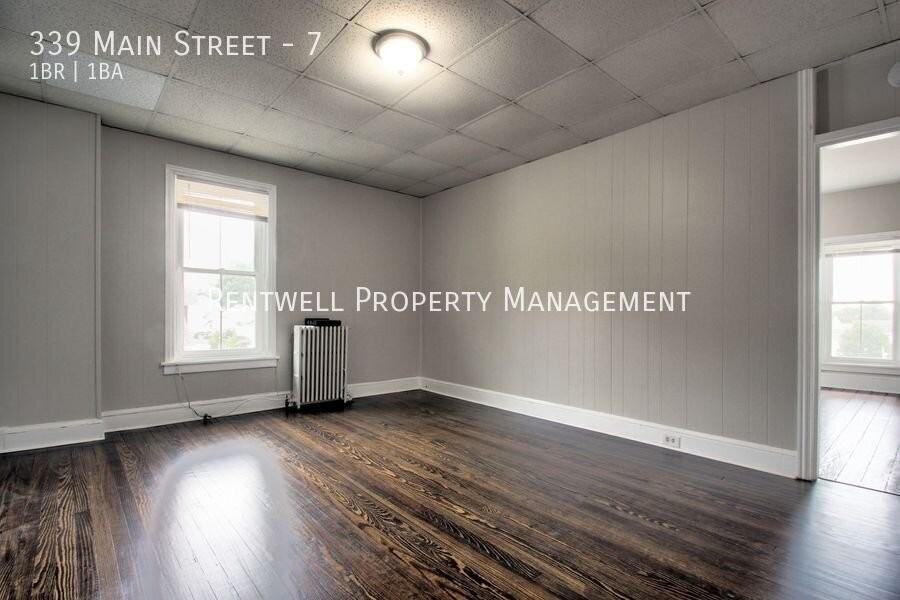 339 Main St #7 - Photo 6 of 11