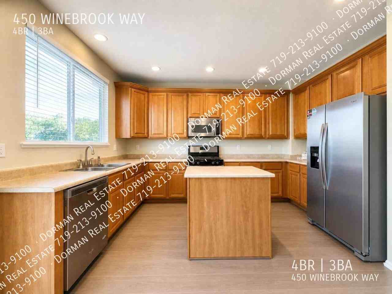 450 Winebrook Way - Photo 3 of 31