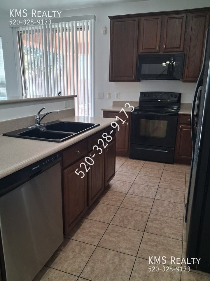 6968 S Ladys Thumb Ln - Photo 7 of 23