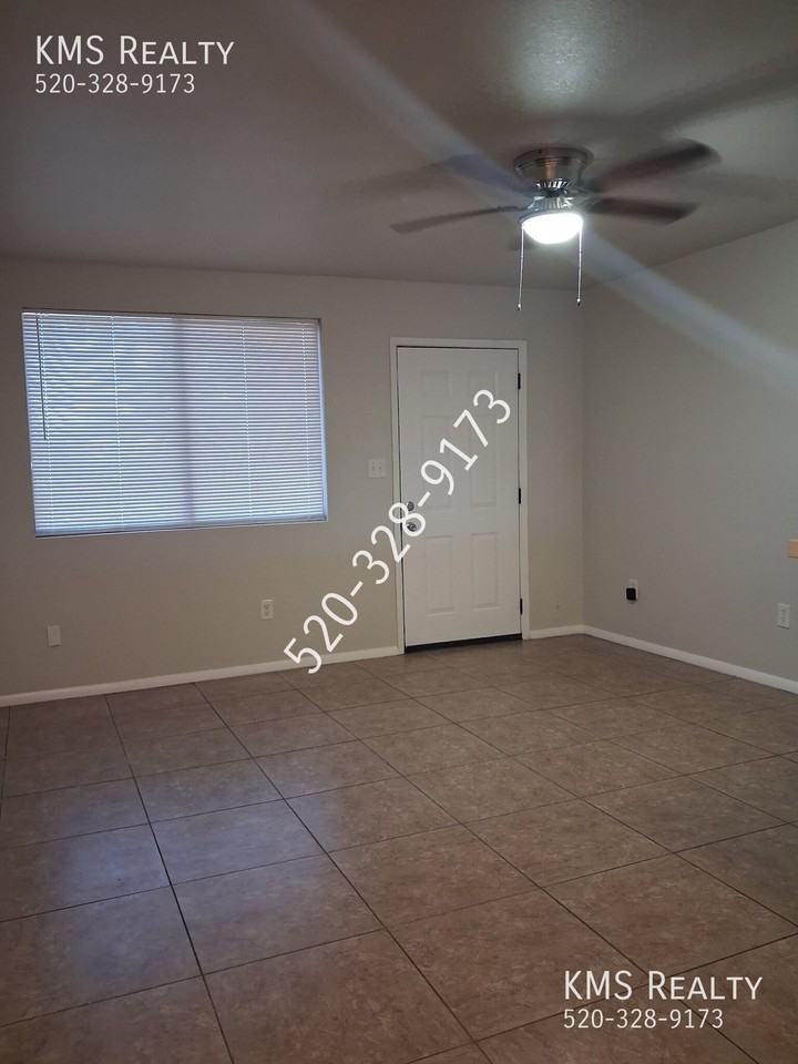 2039 S Sahuara Ave #2 - Photo 4 of 14